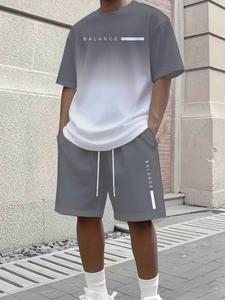 Men's Gradient Letter Signature 3D Digital Full-Body Print T-Shirt + Beach Shorts Set, Casual Round Neck Short Sleeve T-Shirt & Drawstring Shorts Two-Piece Set