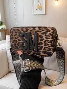 Fashion Leopard Pattern Letter Patched Decorated Crossbody Bag, Casual Pu Leather Zipper Shoulder Bag for Women, Trendy All-match Commuter Stylish Crossbody Bag for Daily Used, Gifts for Wife